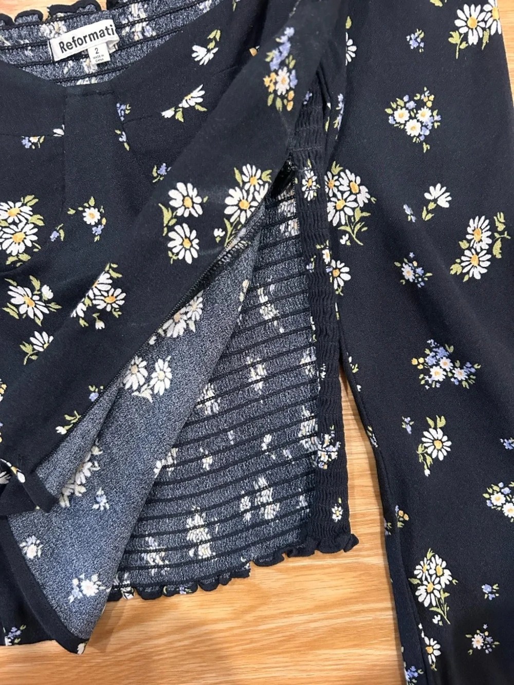 Reformation Daisy Black Floral Sweetheart Long Sleeve Top Size 2